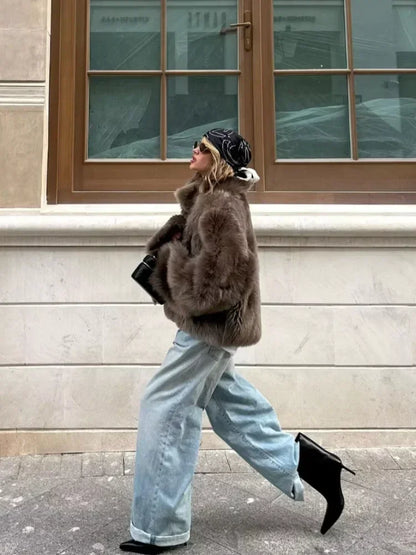 Elegance World – Luxe Short Fur Jacket